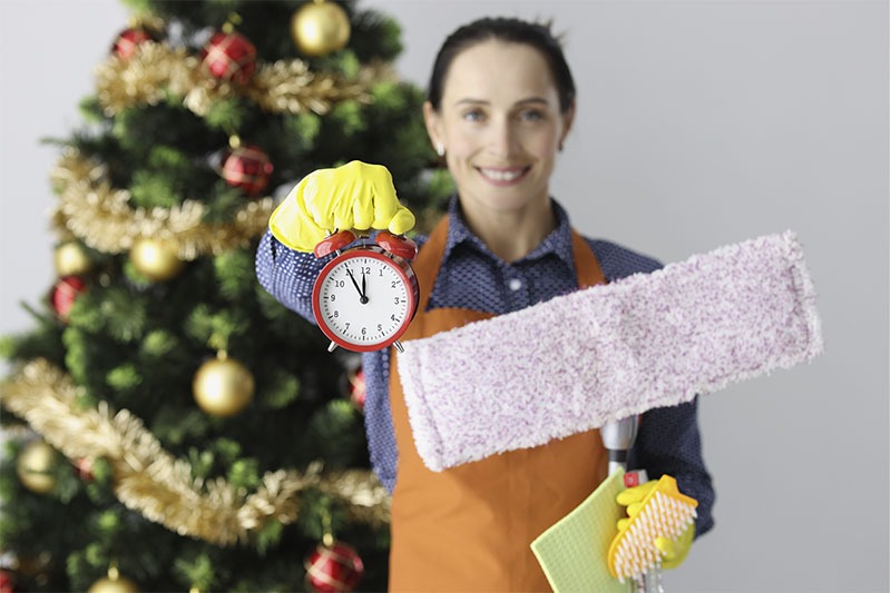 Professional Holiday House Cleaning in Airdrie: Unwrapping the Joy